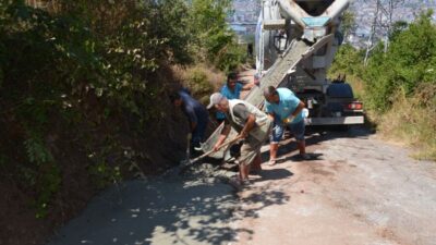 ÖRENCİK MAHALLESİ MEZARLIK SOKAK’TA KANALİZASYON ALTYAPISI YENİLENİYOR Gülüç Belediyesi olarak beldemizin altyapısını daha güçlü ve daha modern