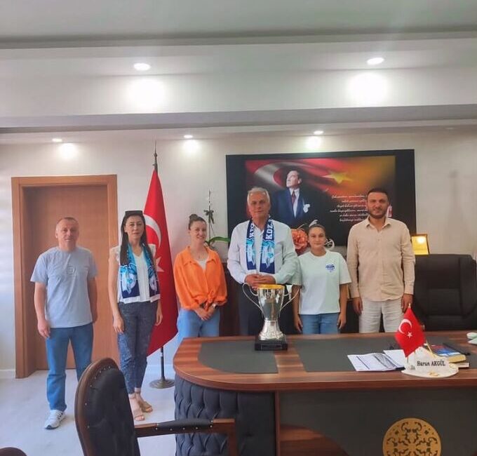 Futbol Kadınlar 1. Ligi’ne yükselerek Kdz. Ereğli’ye büyük bir gurur