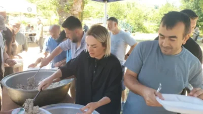 Akçakoca’da Cumayanı Evliya Cami Yaşatma Derneği tarafından düzenlenen “Ahmet Dede’yi
