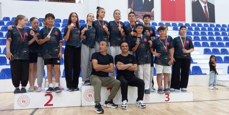 Taşbaca Taekwondo Spor Kulübü’nden Madalya Şov: 5 Sporcu Amasya Yolcusu Zonguldak’ın Kozlu ilçesinde düzenlenen Anadolu Yıldızlar Ligi Taekwondo İl Seçmeleri’ne
