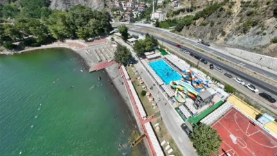 Kdz. Ereğli'de Mavi Bayraklı Barış Plajı genişliyor Yaz boyunca binlerce vatandaşın tercih ettiği Mavi Bayraklı Barış Plajı,