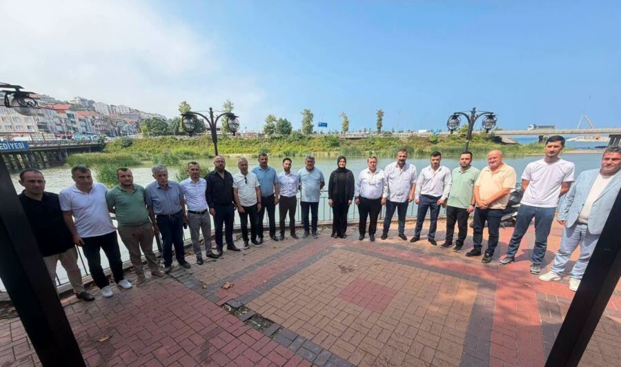 MHP ALAPLI İLÇE BAŞKANI SÖKMEN: “ALAPLI’NIN SORUNLARI ERTELENEMEZ” Milliyetçi Hareket Partisi (MHP) Alaplı İlçe Başkanı Özgür Sökmen, ilçede
