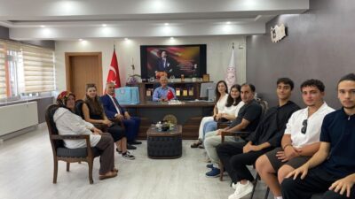 İBRAHİM SÜHEYLA İZMİRLİ FEN LİSESİNDEN 2026 YKS’DE BÜYÜK BAŞARI Zonguldak’ın Karadeniz Ereğli ilçesinde, 2026 Yükseköğretim Kurumları Sınavı’nda (YKS) il