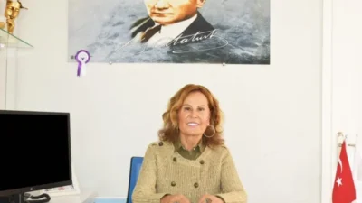 Neriman Posbıyık CHP'den ayrıldığını açıkladı Karadeniz Ereğli Belediye Başkanı Halil Posbıyık'ın eşi Neriman Posbıyık, Cumhuriyet