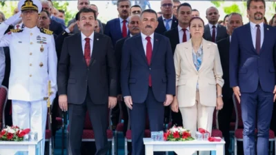 Zonguldak'ta 30 Ağustos Zafer Bayramı'nın 104. yıl dönümü kutlandı 30 Ağustos Zafer Bayramı'nın 104. yıl dönümü, Zonguldak'ta düzenlenen tören