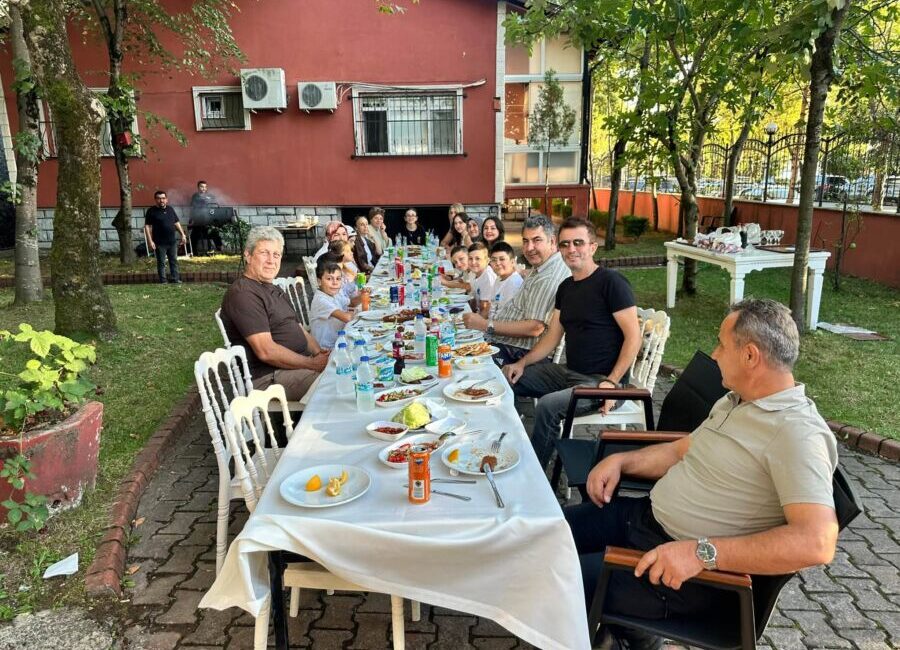 Kaymakam Yılmaz’dan gönüllere dokunan yaklaşım:” Devletimiz her zaman yanınızda” Kdz.Ereğli’de göreve başladığı günden bu yana vatandaşa olan samimi yaklaşımı