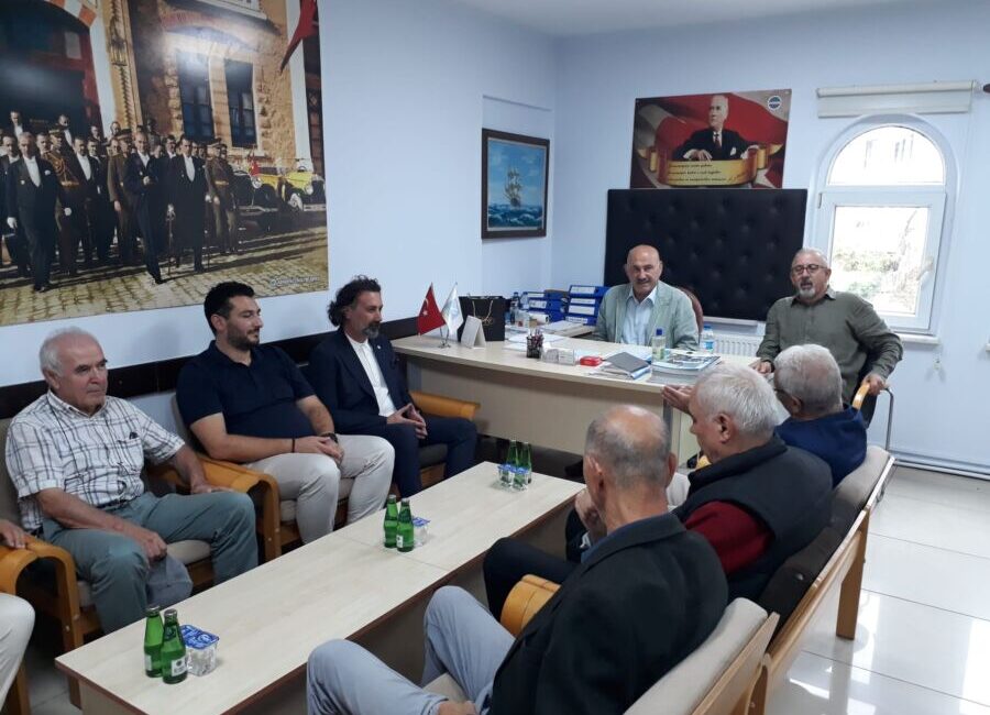 YENİ PARTİ KDZ. EREĞLİ İLÇE BAŞKAN ADAYI KAĞAN BOY’DAN EVEDER’E ZİYARET Yeni Parti Kdz. Ereğli İlçe Başkan Adayı Kağan Boy, saha