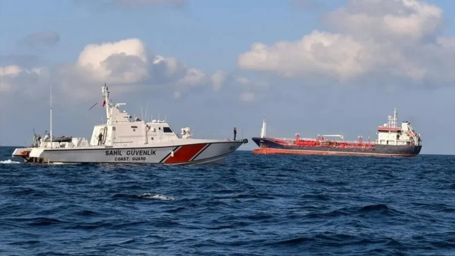İstanbul Valiliği'nden Silivri'deki gemi kazasına ilişkin açıklama! Marmara Denizi’nde Silivri açıklarının 18 mil güneyinde iki Türk bayraklı