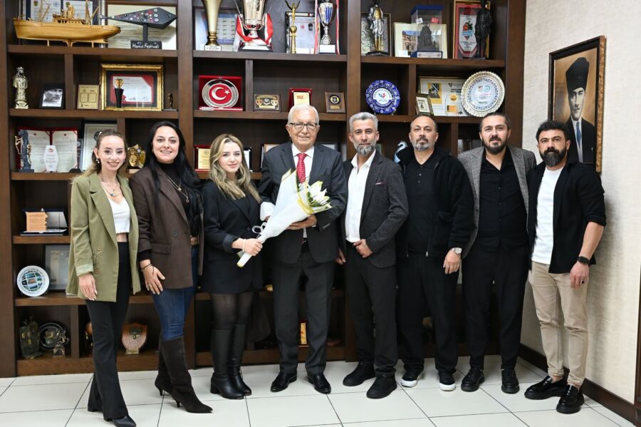 Head Spa Havva Bozkurt ve Kuaför Tolga Han Malçok Belediyede Ağırlandı Antalya’da gerçekleştirilen “Lucky Star Hair Fest 2” organizasyonunda Karadeniz Ereğli’yi