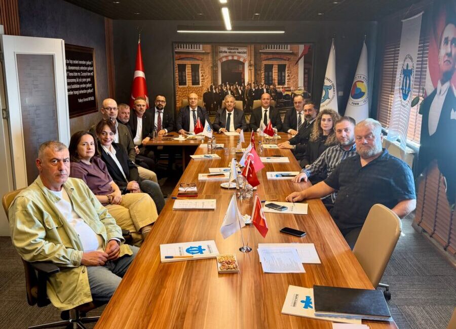 Kdz. Ereğli DTO’da Seçim Tamamlandı: Oğuz Ünlüer Yeniden Başkan İMEAK Deniz Ticaret Odası (DTO) Karadeniz Ereğli Şubesi’nde gerçekleştirilen seçimlerde
