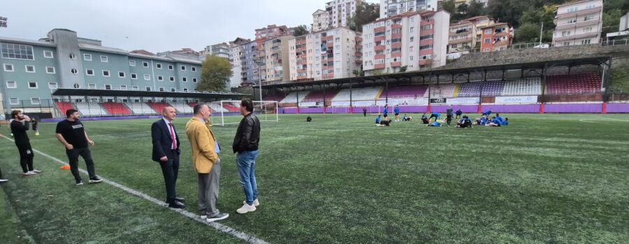Kdz. Ereğli 1980 Spor’da Moral Ziyareti: Başkan Demir ve Yönetimden Tam Destek ZONGULDAK Kdz. Ereğli 1980 Spor Kulübü Başkanı Aydın Demir ve yönetim