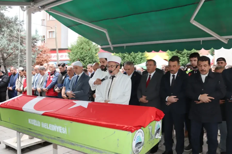 Maden şehidi Ufuk Demir, son yolculuğuna uğurlandı TTK Kozlu Müessesesi’nde meydana gelen iş kazasında hayatını kaybeden 27